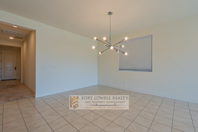 Foto del edificio - 3 Bedroom, 2 Bath Home Available October 1st!
