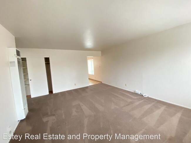 Building Photo - 2 br, 1 bath House - 1215 East 4th Street
