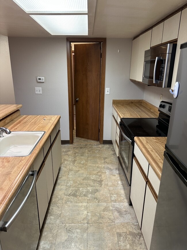 Photo - 2960 Shadow Creek Dr Townhome