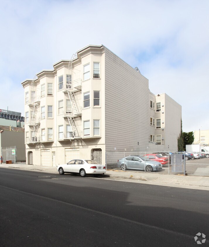 Foto del edificio - 626-628 Capp St