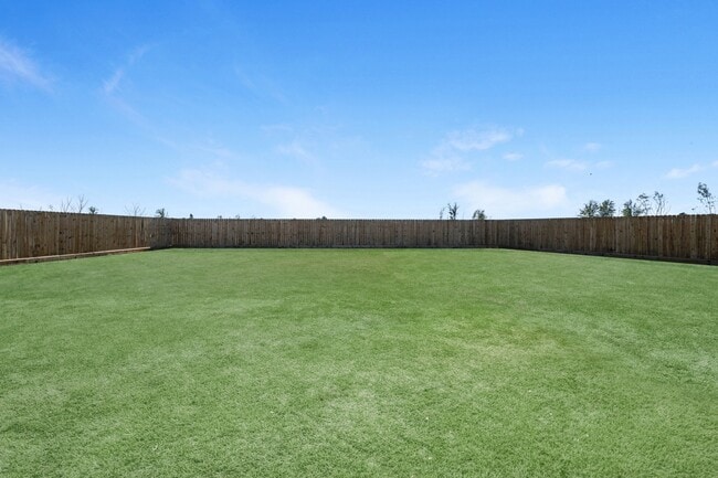 Building Photo - 510 Rd 5844