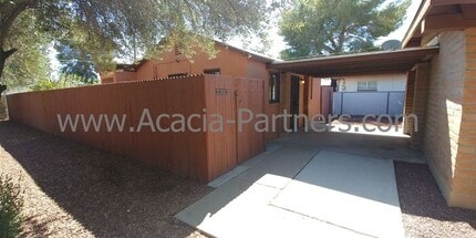 Building Photo - 2202 N Belvedere Ave