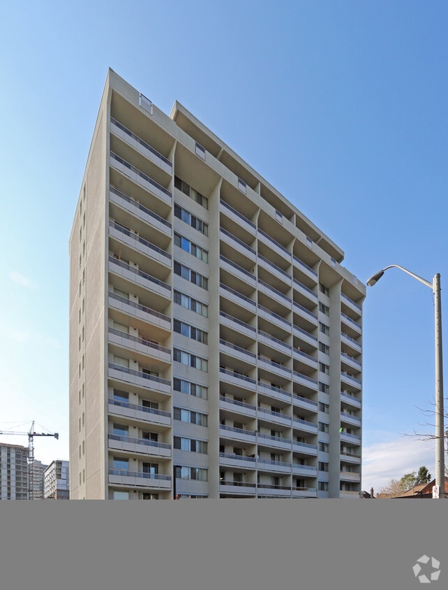 Market Street Apartments Apartments 111 Market St Hamilton, ON