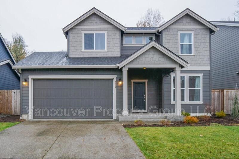 Primary Photo - 1723 NE 12th Ave