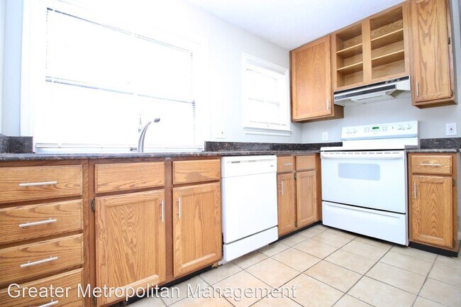 Building Photo - 3 br, 1.5 bath House - 3646 Meadowbrook Blvd