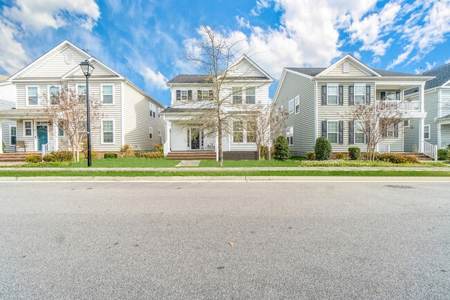 Building Photo - 314 Sedium Ln