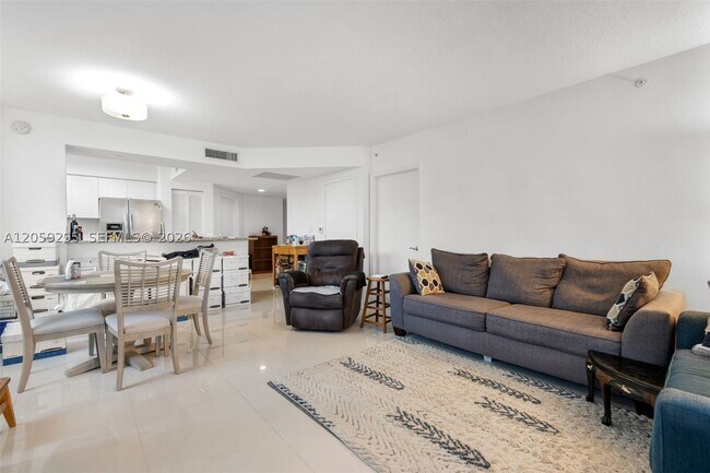 Foto del edificio - 19501 W Country Club Dr