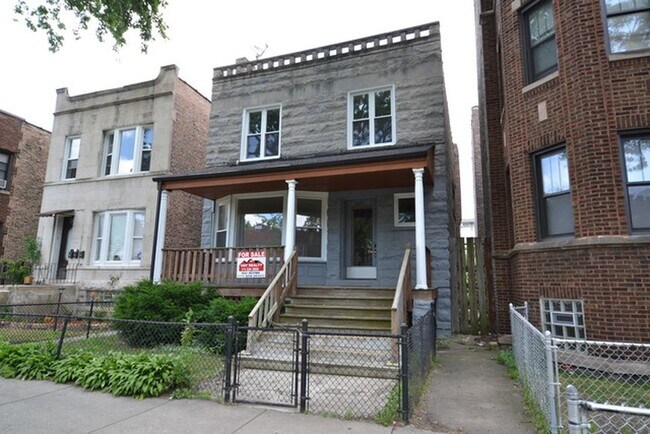 Building Photo - 6643 S Ingleside Ave