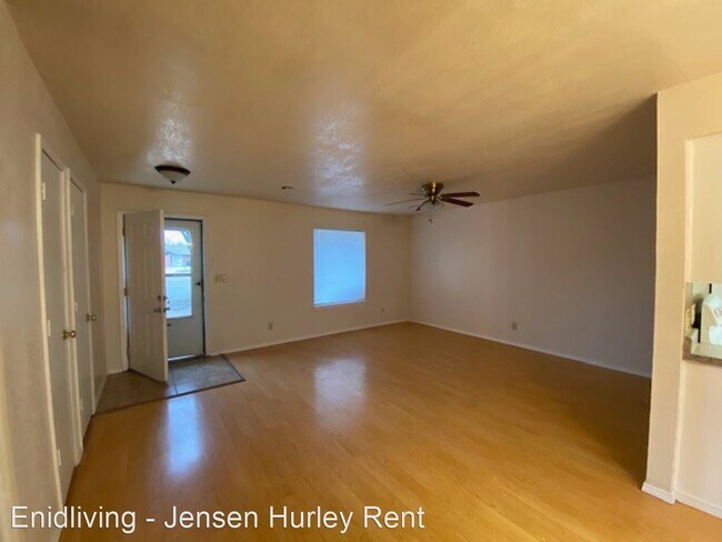 Building Photo - 2 br, 1 bath House - 2105 Martin Ave