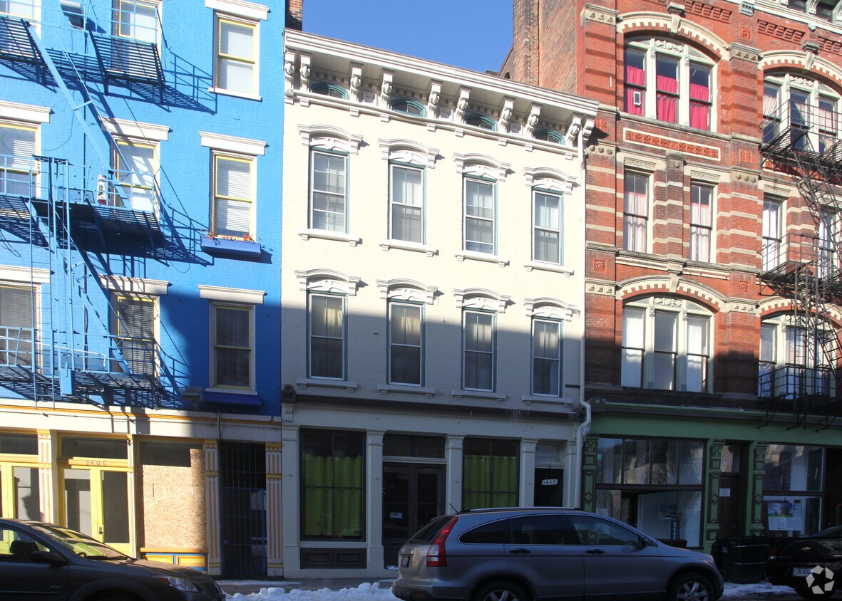 Foto principal - 1409 Main St