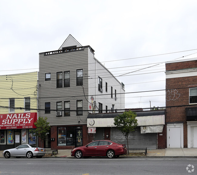 Building Photo - 2429 E Tremont Ave