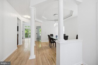 Building Photo - 8727 Talbott Farm Dr