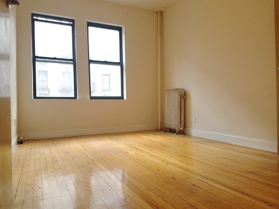 Foto principal - 607 W 139th St