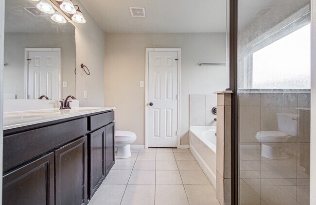 Foto del edificio - 23023 Black Mountain Ash Ct