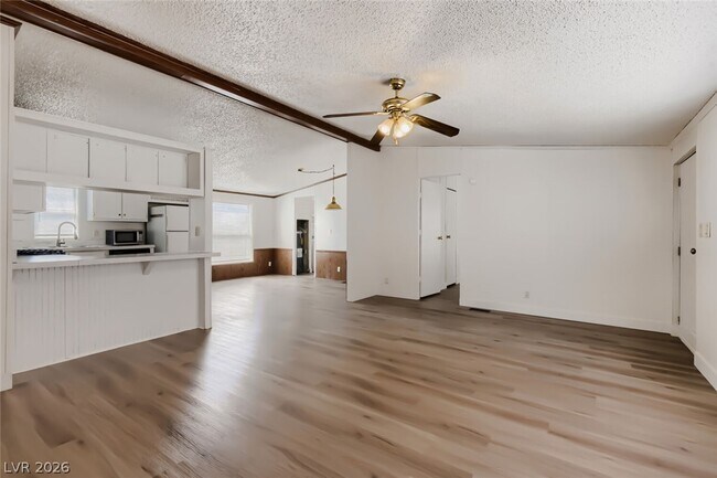 Foto del edificio - 6105 Berthelot Ln
