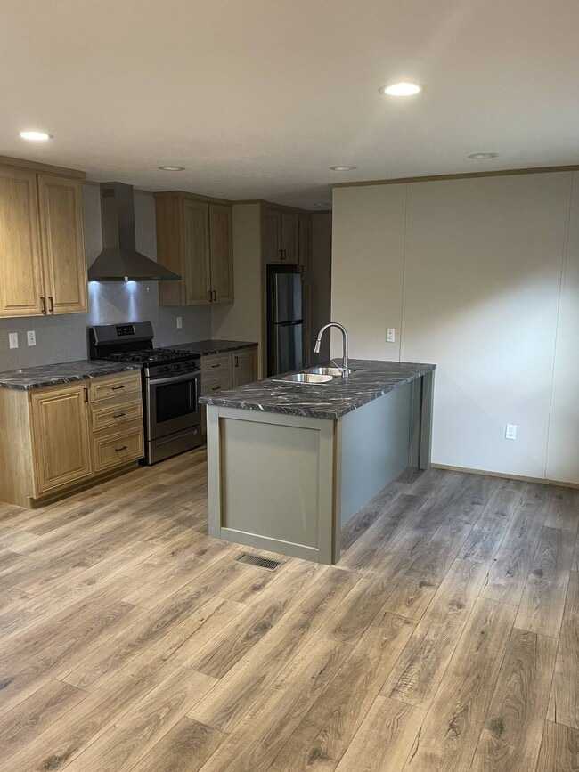 Building Photo - 55 Mindi Ct