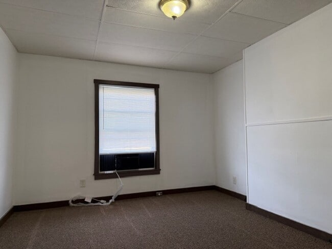 Foto del edificio - 1961-1963-1963 Kenton St