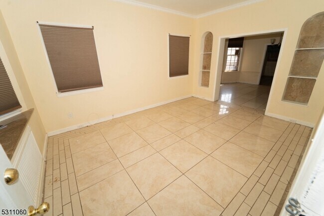 Foto del edificio - 528 E Jersey St