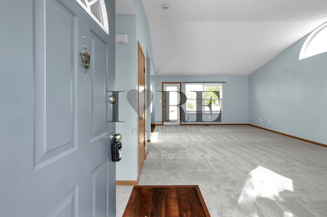 Building Photo - 5006 Cortez Psge