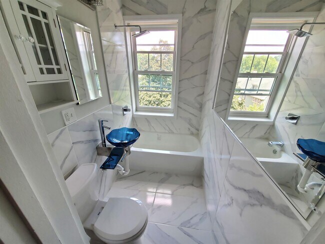 Foto del edificio - 22 Concord Ave