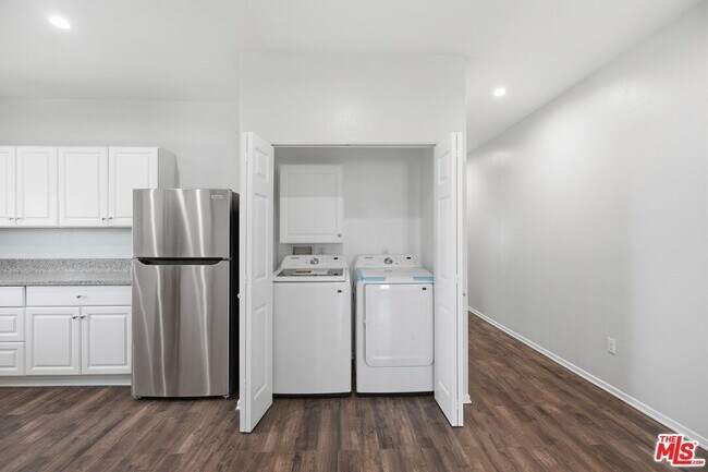 Foto del edificio - 171 E 35th St