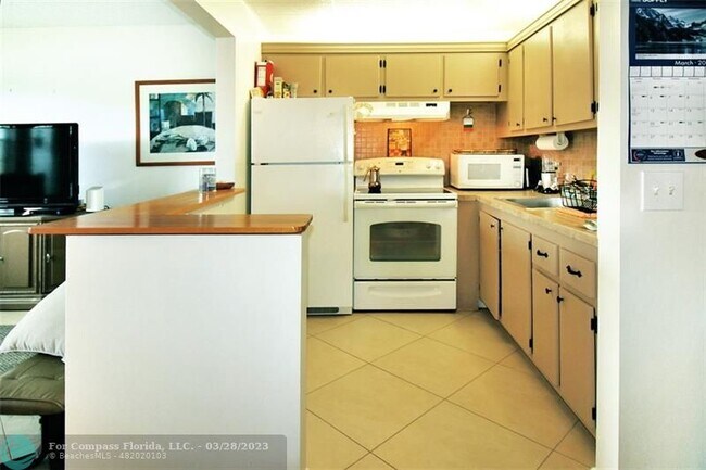 Foto del edificio - 27 Newport Ct