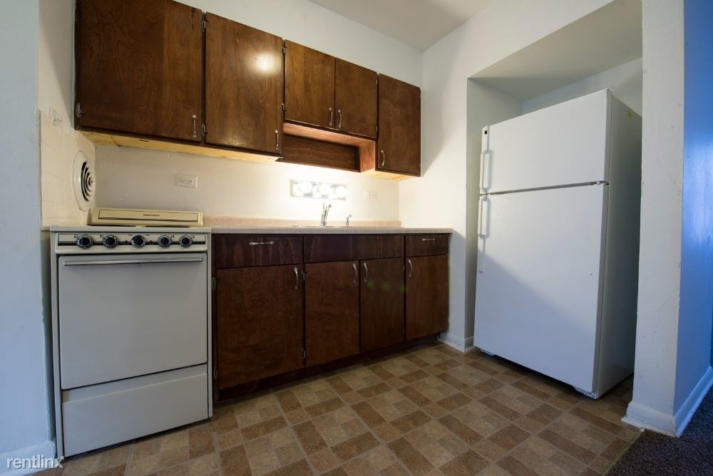 Primary Photo - 1 br, 1 bath Apartment - 5019 W Jackson Blvd