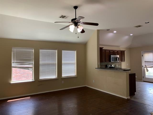 Building Photo - 226 Lavaca Dr