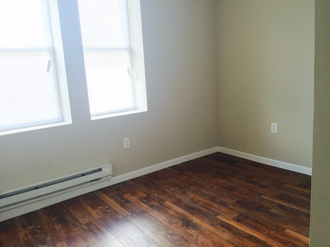 Foto principal - 822 66th Ave