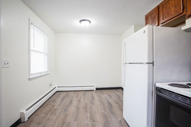 Foto del edificio - 878 St James Ave