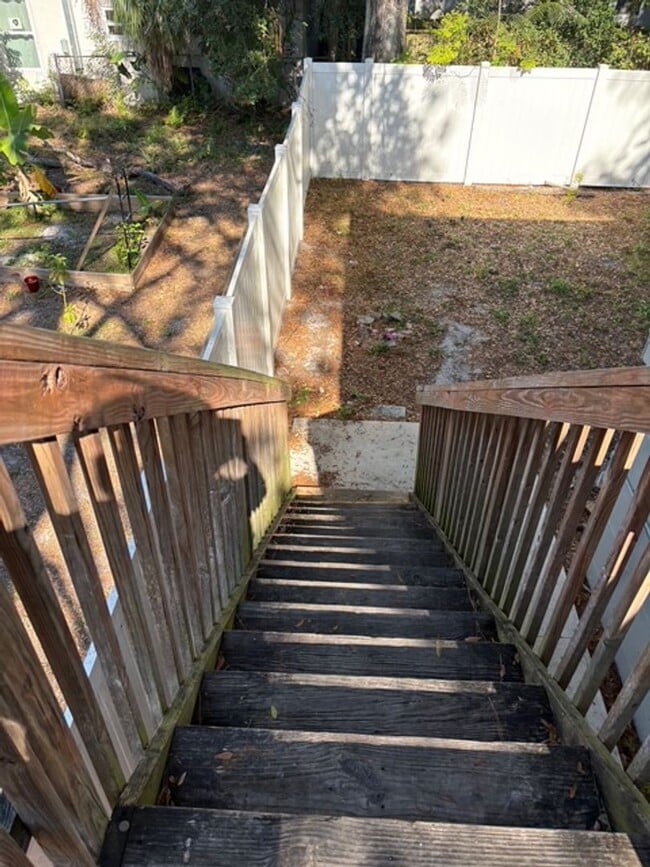 Building Photo - 1418 19th St W