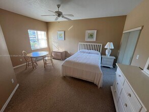 Building Photo - 9894 Perfect Dr