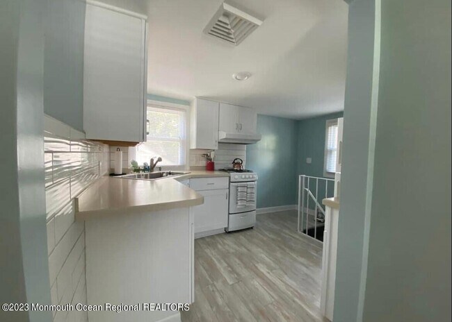 Foto del edificio - 222 Norwood Ln