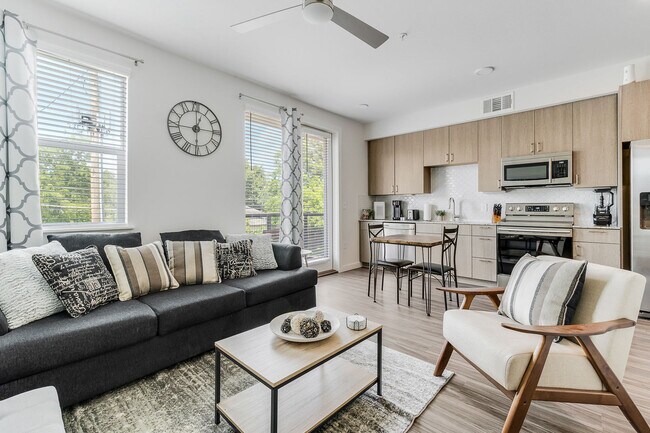 Foto del edificio - 1500 N Henderson Ave