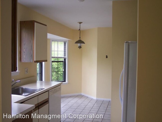 Building Photo - 3 br, 2.5 bath House - 3006 Cornell Court