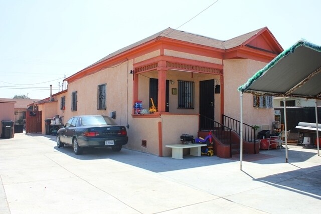 Building Photo - 1024 S Duncan Ave