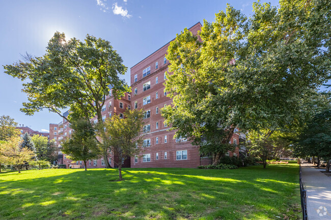 Foto del edificio - The Nathan Hale