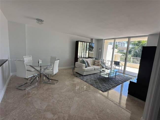 Building Photo - 99 SE Mizner Blvd