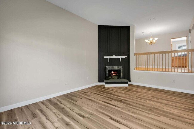 Foto del edificio - 173 Clubhouse Dr