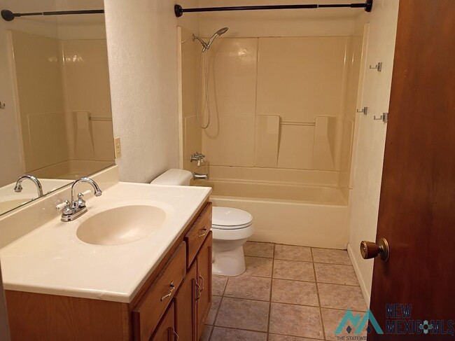 Foto del edificio - 1910 S Platinum Ave