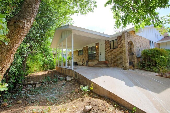 Foto del edificio - 2005 Cody Ct