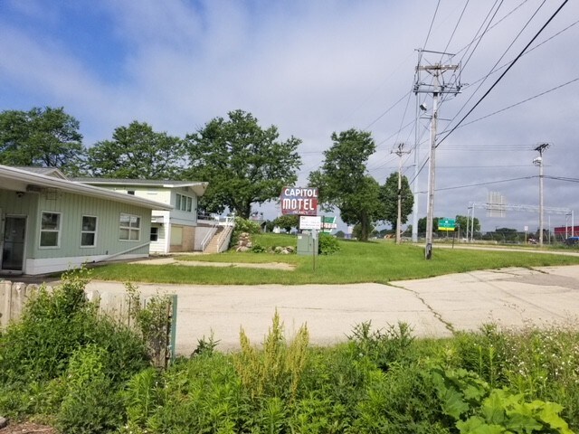 Building Photo - 2702 Syene Rd