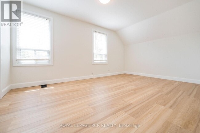 Photo du bâtiment - 95 Mill St
