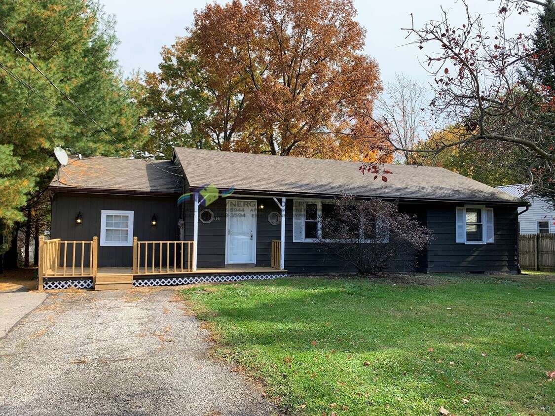 Primary Photo - Ontario Home Available Now
