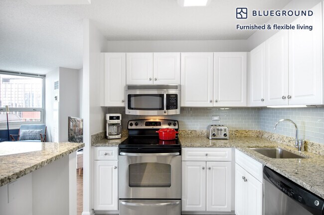 Foto del edificio - 750 N Rush St