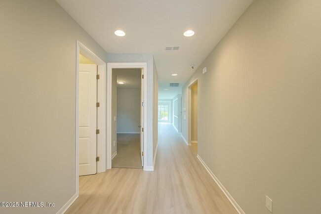 Foto del edificio - 1827 Amberly Dr