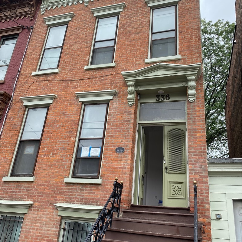 Primary Photo - 336 Clinton Ave