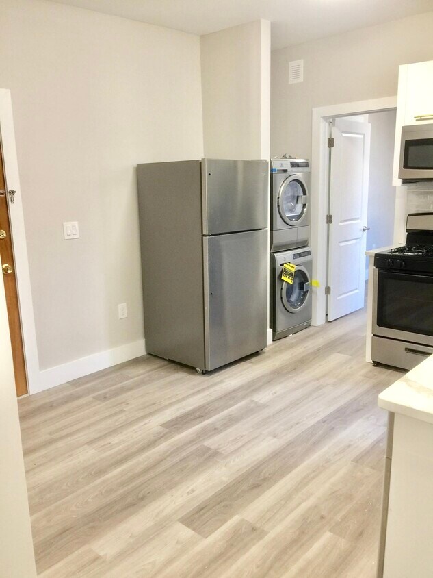 Foto principal - 5311 Palisade Ave