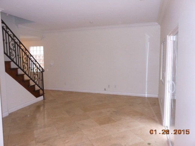 Building Photo - 13743 Cordary Ave