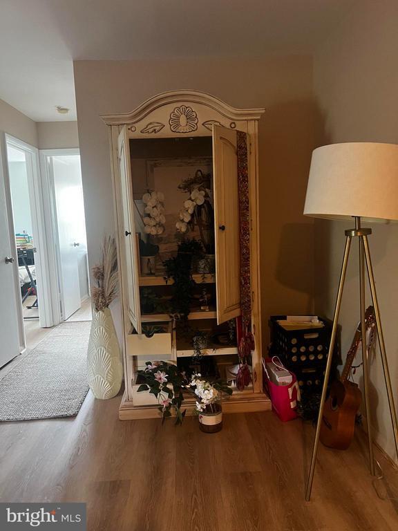 Foto del edificio - 7804 Guildberry Ct